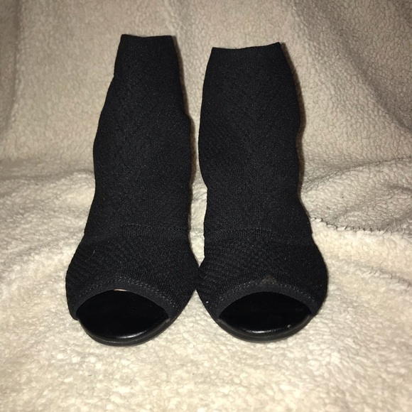 Black high heels size 8 and a half life stride - Picture 3 of 3